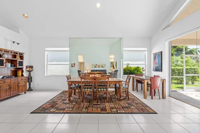 Residence photo 9