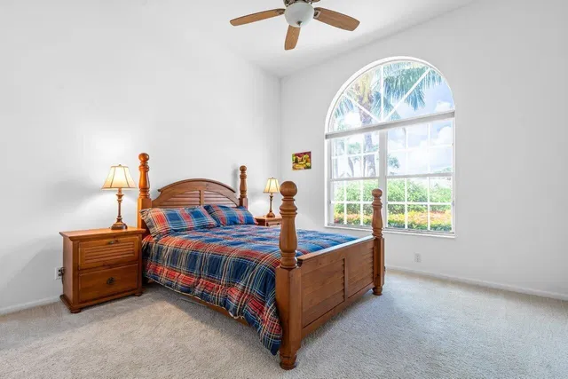 Residence photo 24