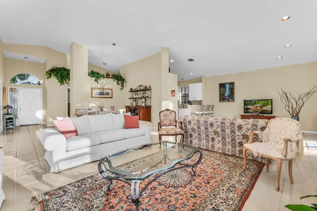  Residence photo 11
