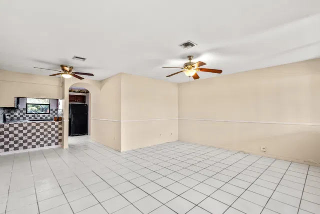 Residence photo 7