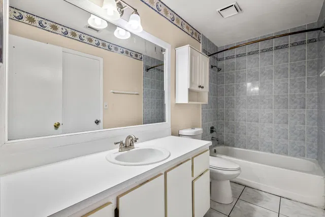 Residence photo 15