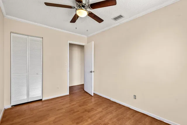 Residence photo 18