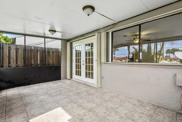 Residence photo 21