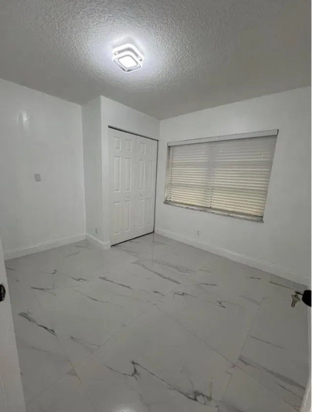  Residence photo 8