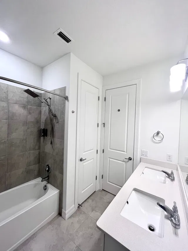 Residence photo 19