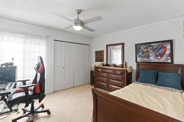  Residence photo 11
