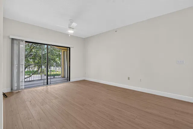  Residence photo 10