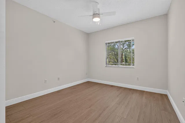  Residence photo 18