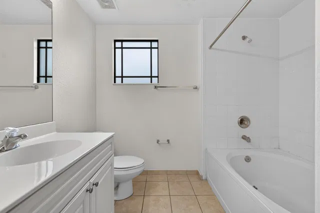  Residence photo 23