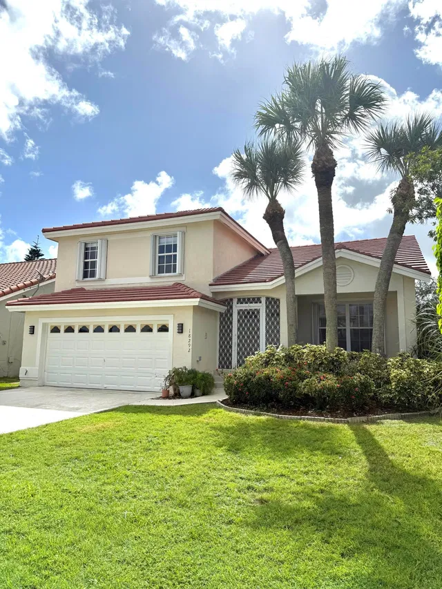 Residence photo 3