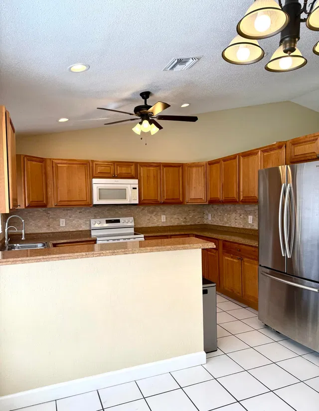 Residence photo 14