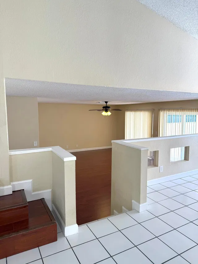 Residence photo 17