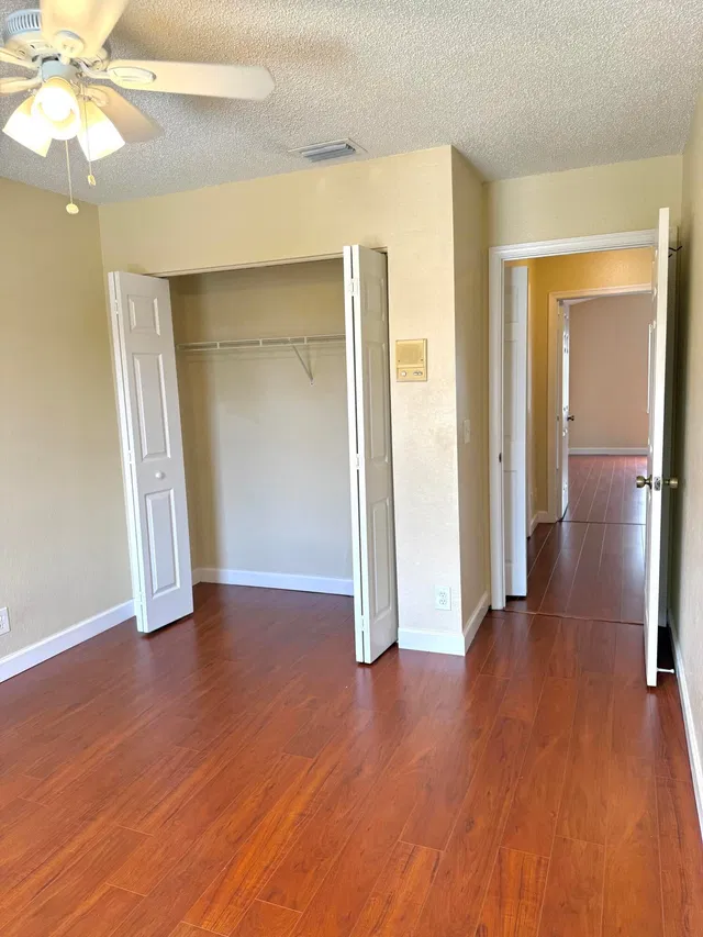 Residence photo 32