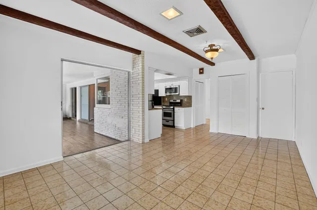 Residence photo 7