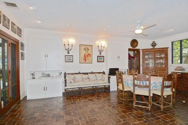 Estate Section Palm Beach Residence photo 16
