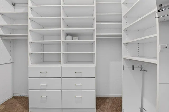 Residence photo 17