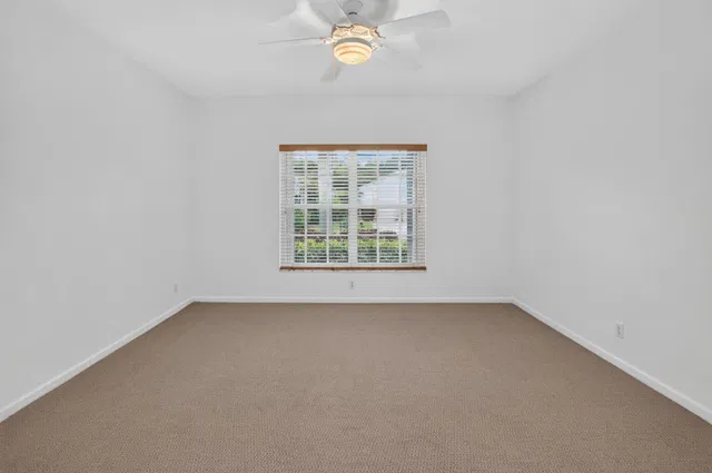 Residence photo 20