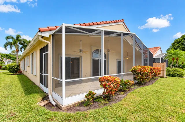Residence photo 34