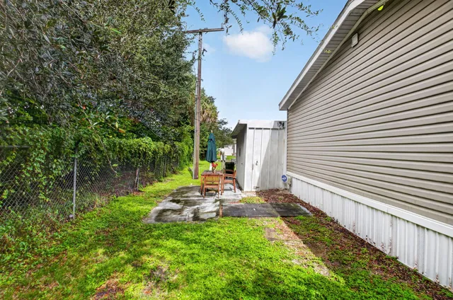 Unit 33 photo 38