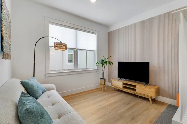  Residence photo 22