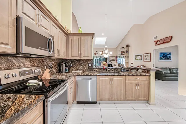 Residence photo 21