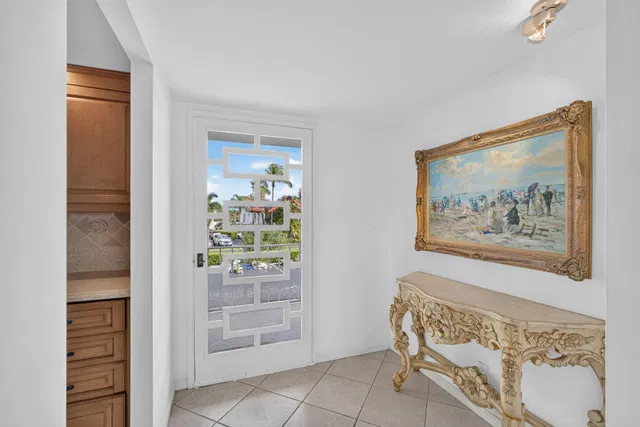 Singer Island Unit 255 photo 4