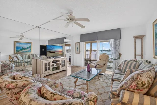 Singer Island Unit 255 photo 16