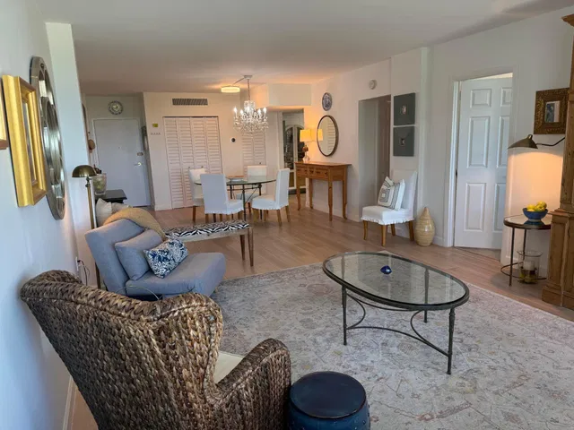 The Patrician of Palm Beach Unit 324 photo 11