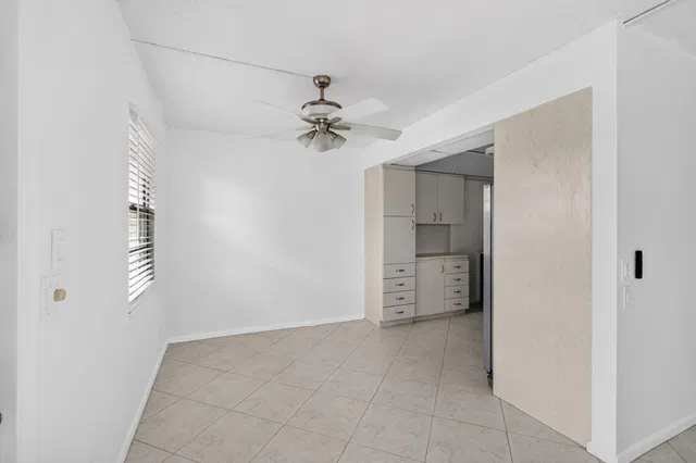  Residence photo 6