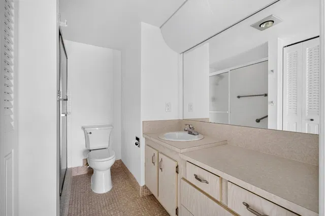  Residence photo 33