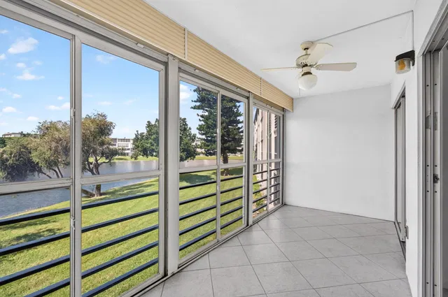  Residence photo 44