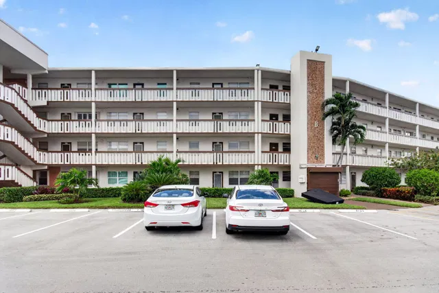 Residence photo 60