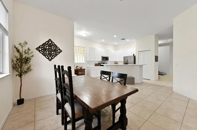  Residence photo 10