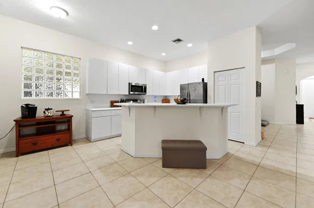  Residence photo 11