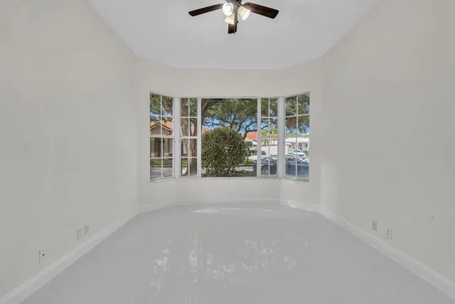 Residence photo 20