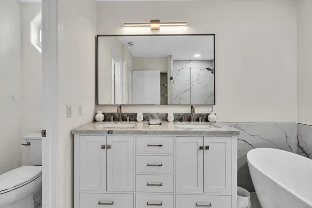 Residence photo 24