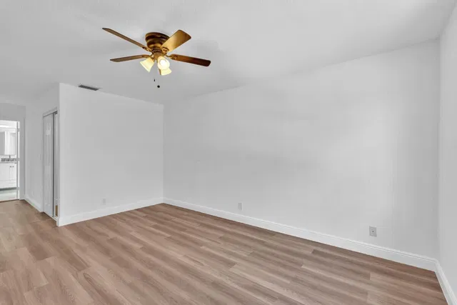 Residence photo 35