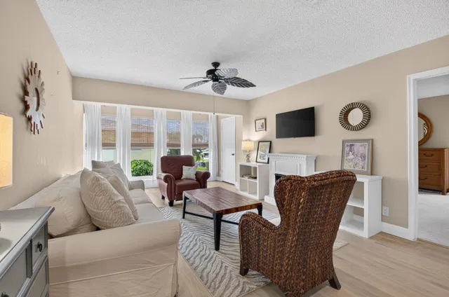 Residence photo 21