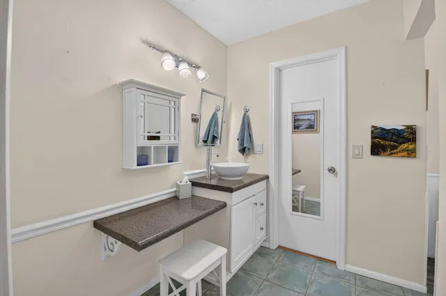 Residence photo 28
