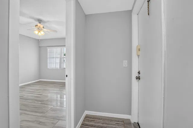 Residence photo 9