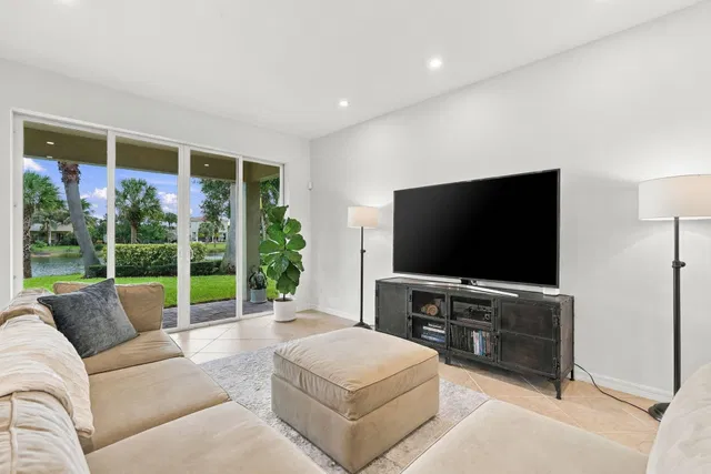 Rialto Jupiter Residence photo 12