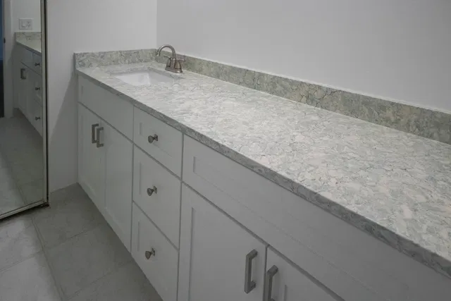Residence photo 26