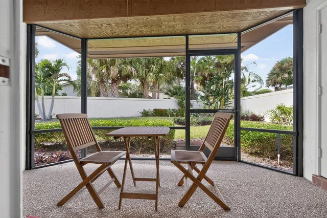 Mariner Sands Residence photo 25