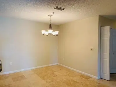 Unit 204 photo 9