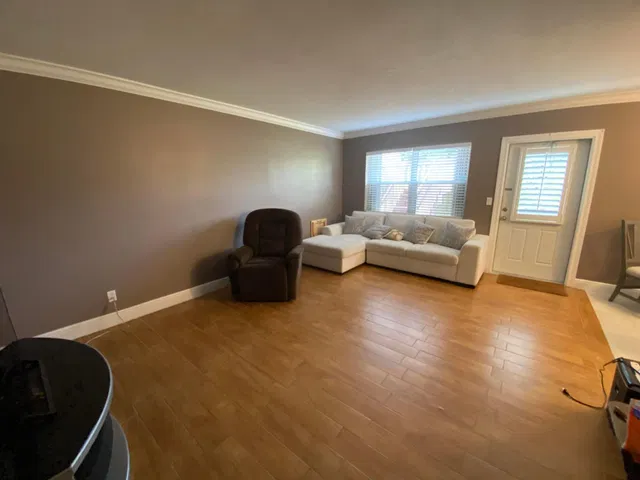  Residence photo 4