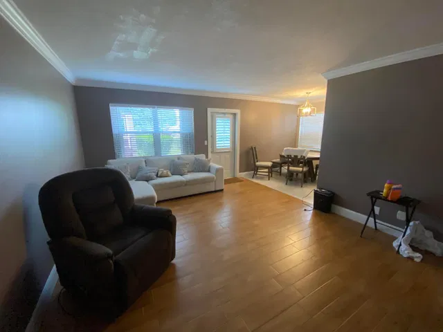  Residence photo 5