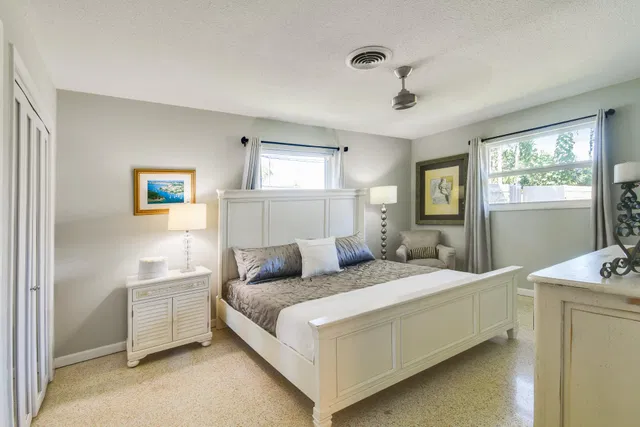 Residence photo 26