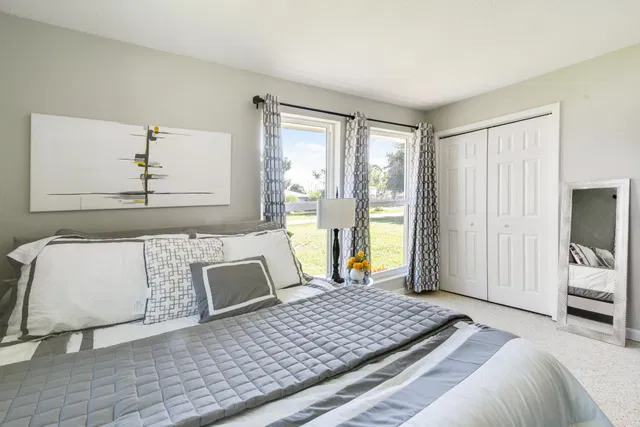 Residence photo 32