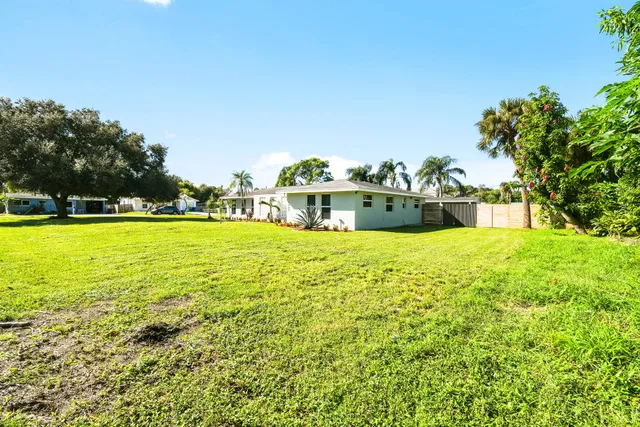 Residence photo 49