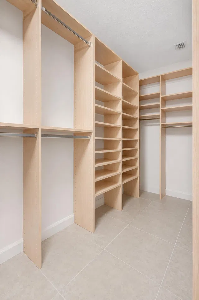 Residence photo 12
